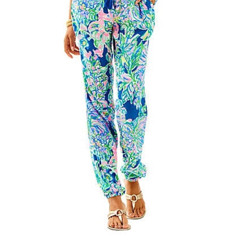 Lilly Pulitzer Small Piper Jogger w/Tassels - Picture 5 of 12